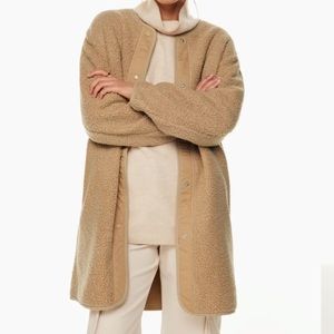COPY - Aritzia BLACK Wilfred free Sherpa long liner jacket.
